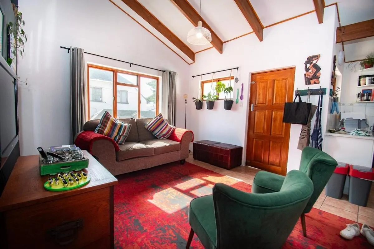 Poseidon'S Pad - Eclectic 2-Bedroom Apartment In Trendy Muizenberg