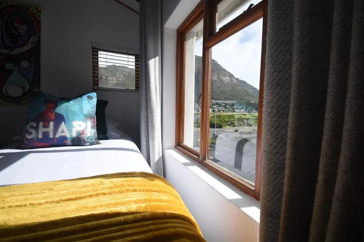 Poseidon'S Pad - Eclectic 2-Bedroom Apartment In Trendy Muizenberg