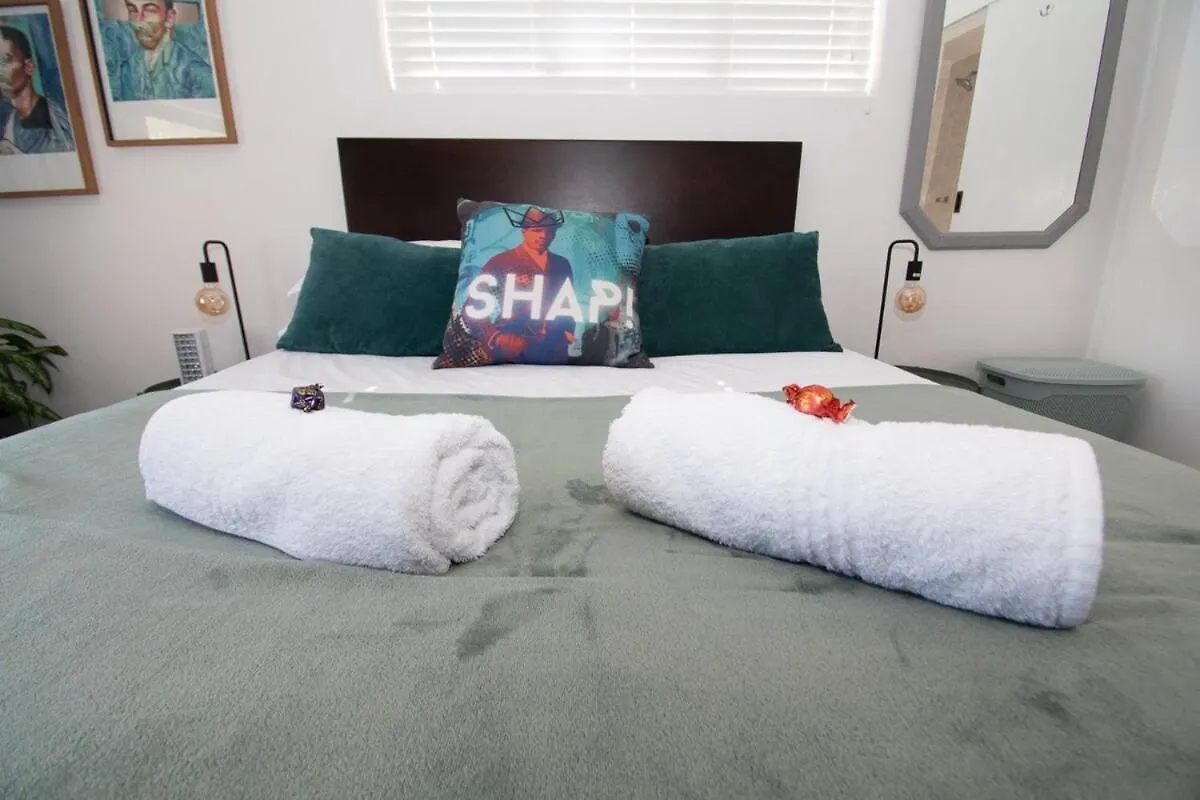 Poseidon'S Pad - Eclectic 2-Bedroom Apartment In Trendy Muizenberg